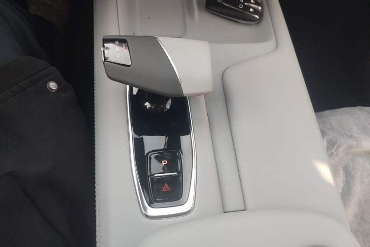 Used Changan UNI-Z 2025 500Bar PRO