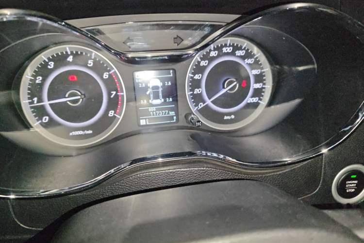 Used Baojun 560 2016 1.8L Manual Luxury Edition
