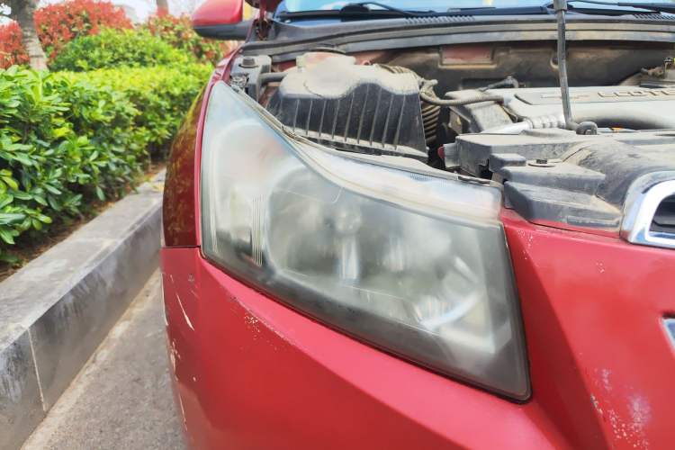 Used Chevrolet Cruze 2012 1.6L SE MT Right Front Headlight