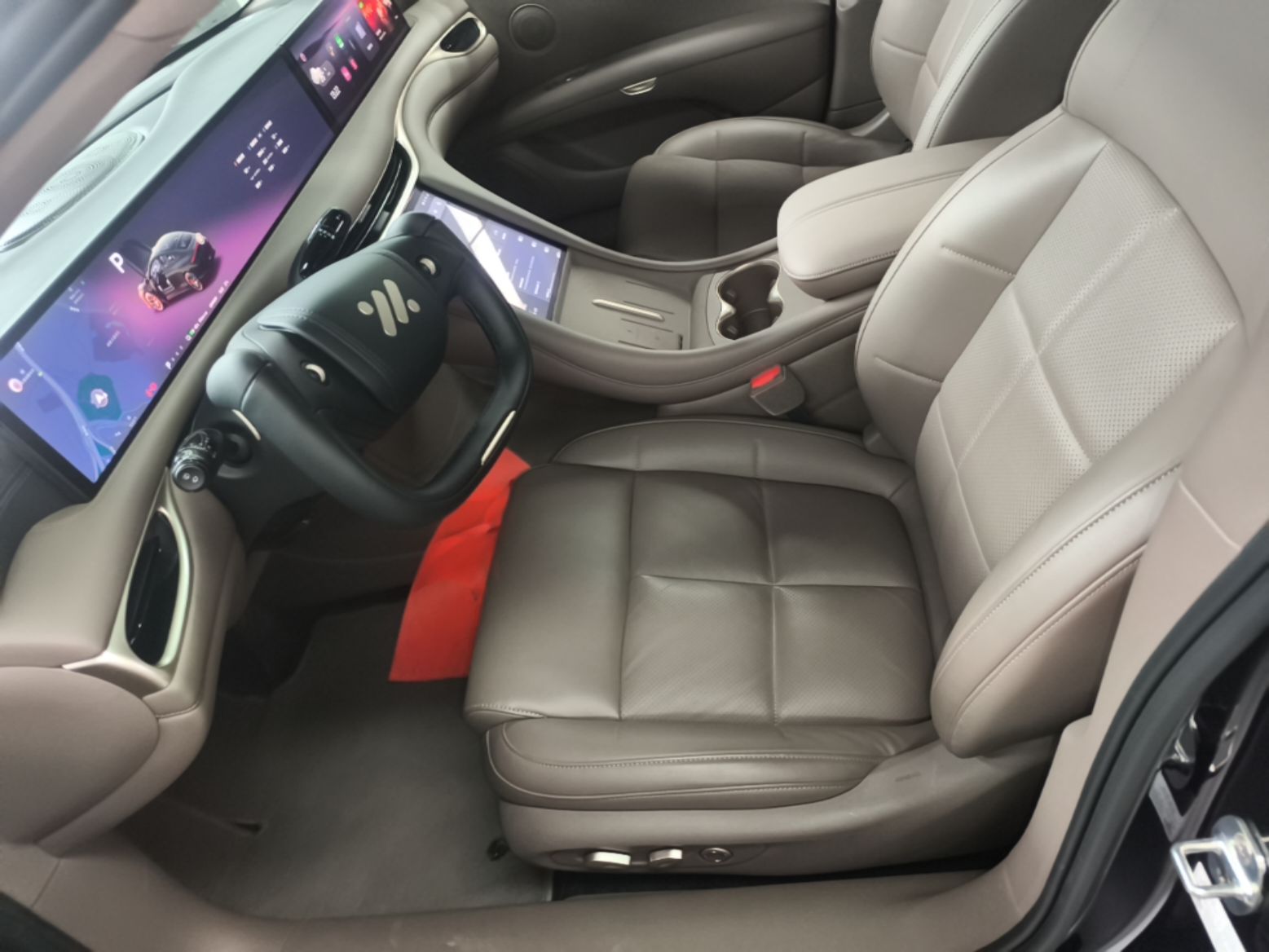 Vordere Reihe im Auto