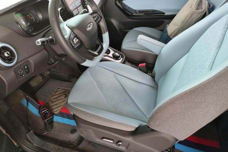 Used Chery Little Ant 2023 301km True Love Plus Version Lithium Iron Phosphate Left Front Seat