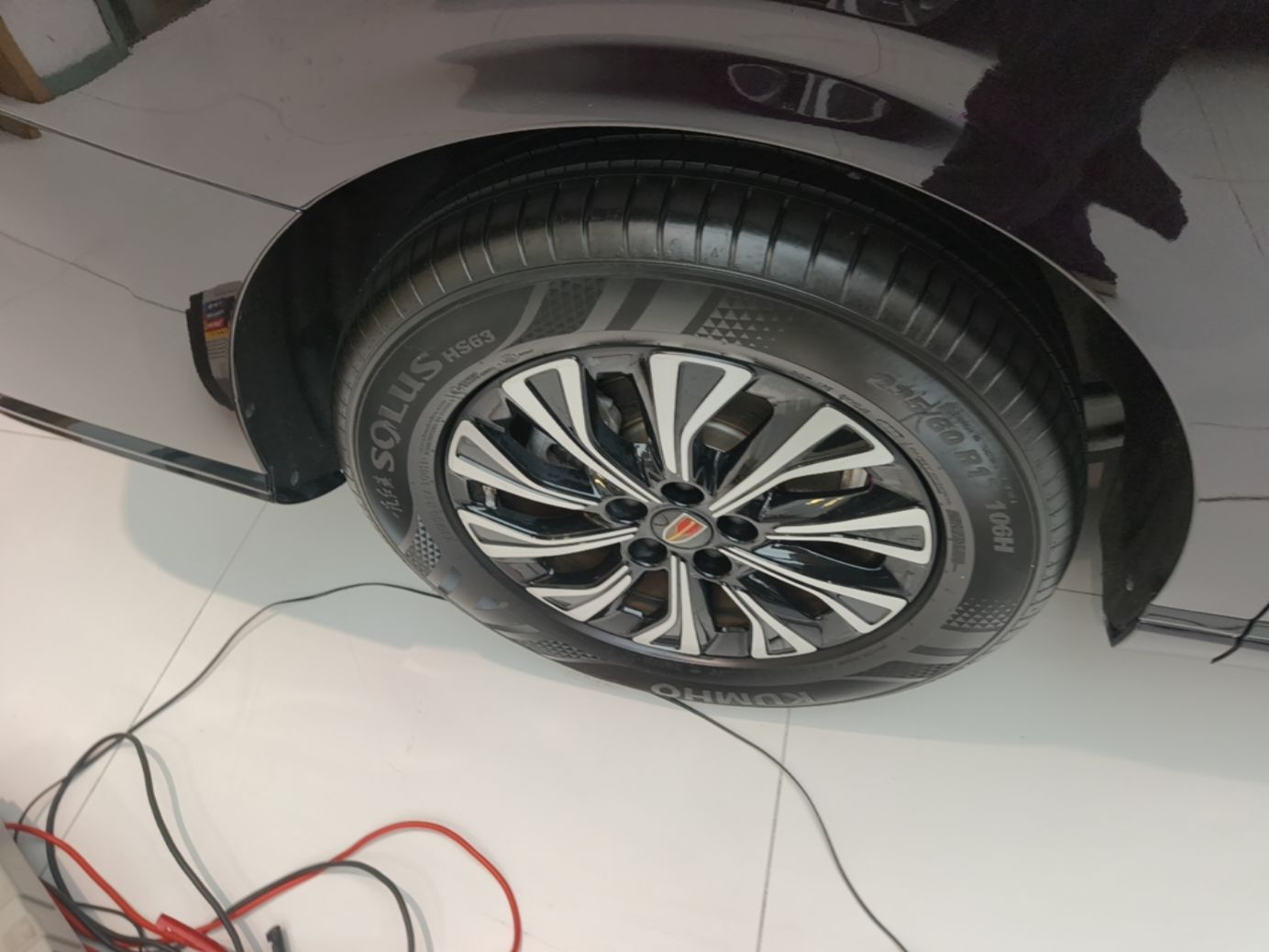 Hongqi HQ9 PHEV 2024 2.0T Four-Wheel Drive Luxury Edition — снимка 11