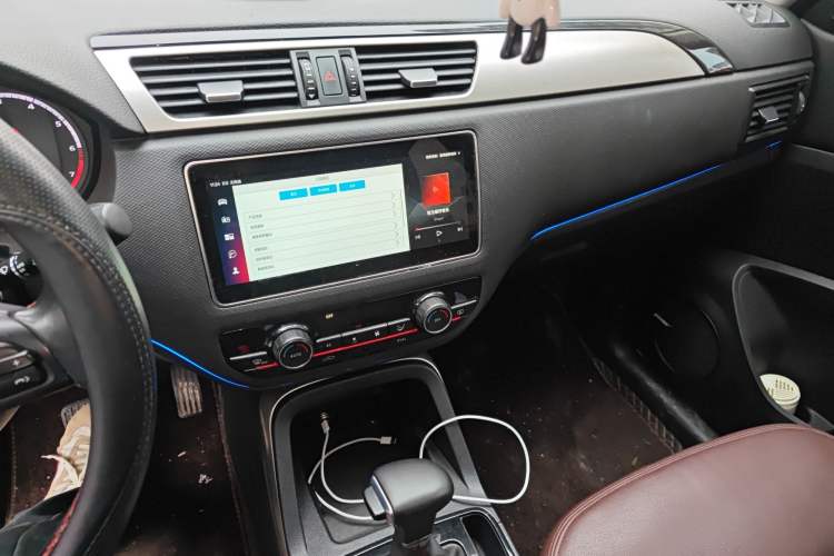 Used Qoros 5 2019 1.6T Automatic Zhiyun Connect (AliOS) Edition Prestige Model