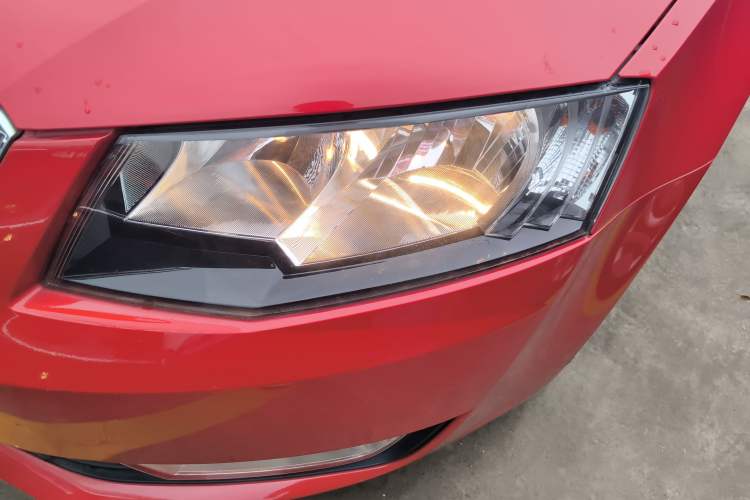 Used Skoda Octavia 2015 1.6L Manual Yijun Edition