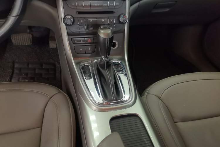 Used Chevrolet Malibu 2014 2.0L Automatic Luxury Edition