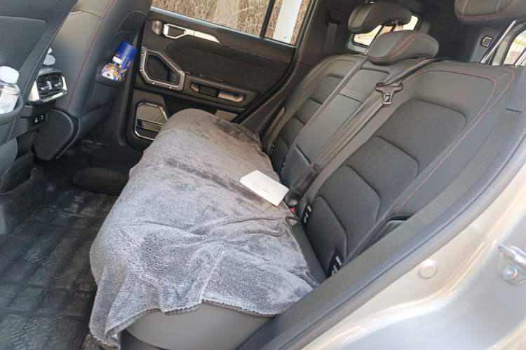 Used JETOUR Traveler 2025 2.0TD DCT XWD Cross+ Left Rear Seat