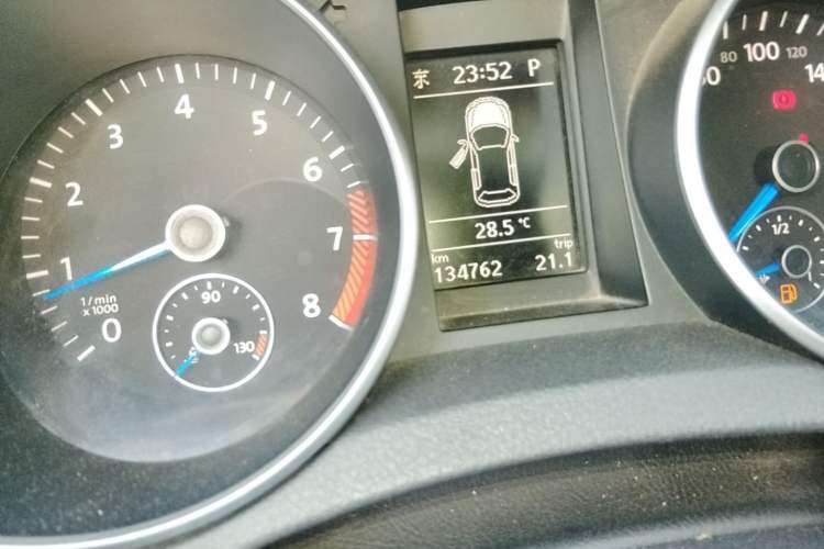 Used Volkswagen Golf 2011 2.0 TSI R
