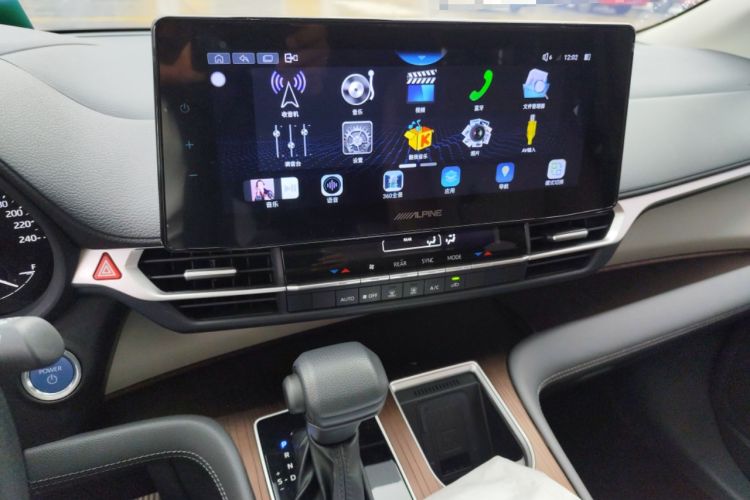 Used Toyota SIENNA 2023 2.5L Hybrid Comfort Edition Audio And AC Panel