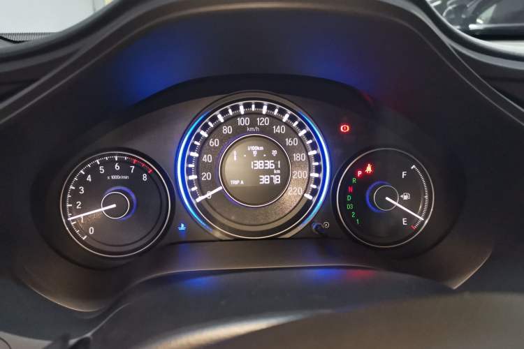 Used Honda Crider 2015 1.8L automatic luxury edition