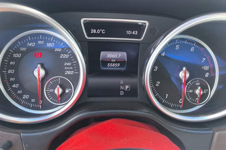 Used BAIC Off-Road BJ90 2021 3.0T Zhenrong Edition Odometer Close Up