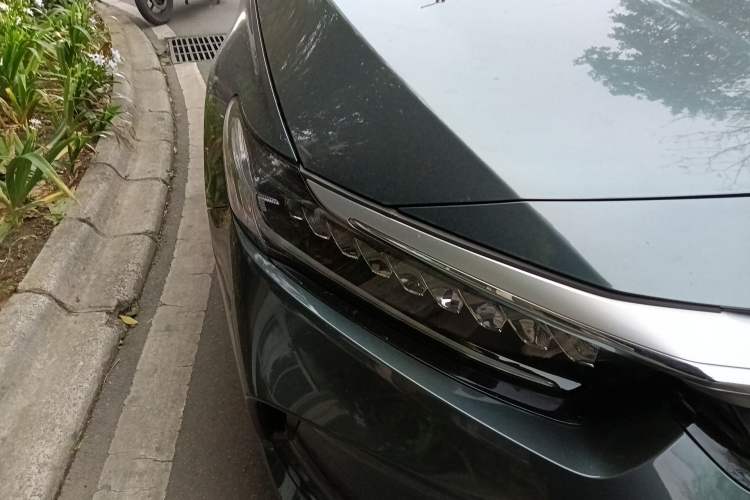 Used Honda Inspire 2022 260TURBO Elegant Edition Right Front Headlight