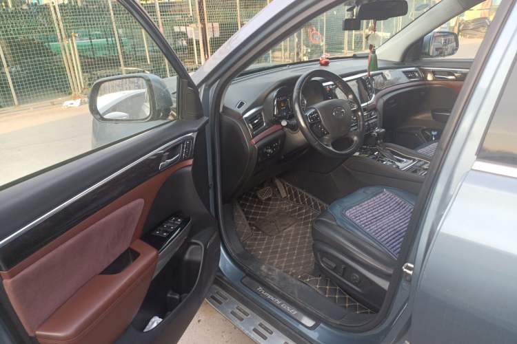 Used GAC Trumpchi GS8 2017 320T Two-Wheel Drive Prestige Version (7 Seats)
