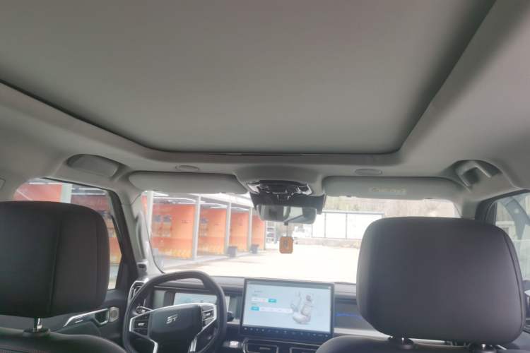 Used JETOUR Traveler 2025 2.0TD XWD Conquer Extended Version 7 Seats
