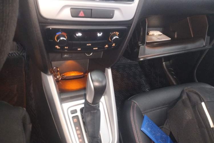 Used Suzuki Vitara 2016 1.4T Automatic Two-Wheel Drive Luxury Version
