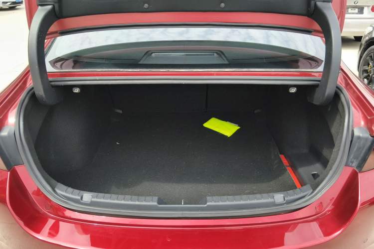 Used Mazda 3 Axela 2020 1.5L Automatic Zhiyue Sunroof Version Trunk