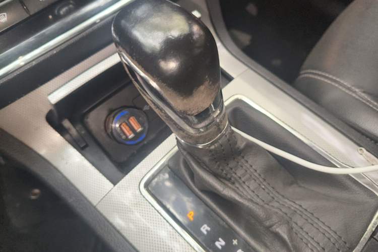 Used Roewe RX5 2018 20T Two-Wheel Drive Automatic Internet Smart Edition