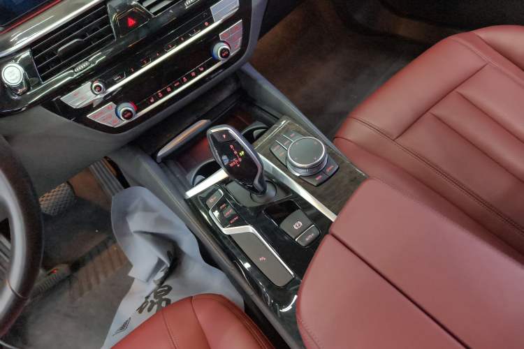 Used BMW 5 Series 2020 530Li Leading Model M Sport Package
