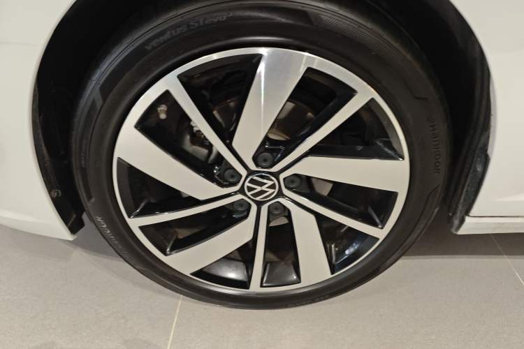 Used Volkswagen Sagitar 2023 300TSI DSG Excellence Edition Exterior 4