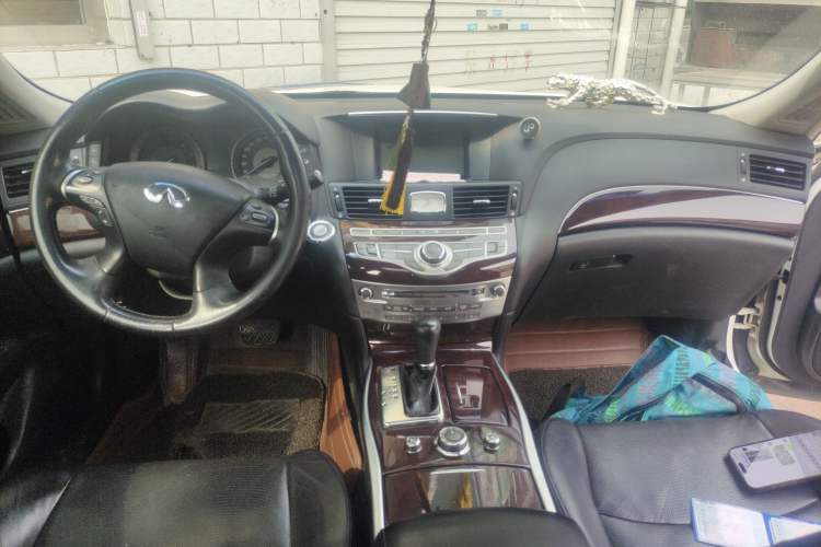 Used Infiniti Q70 2013 Q70L 2.5L Comfort Edition