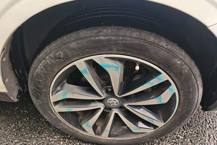 Used Venucia T90 2017 2.0L CVT Smart Edition
