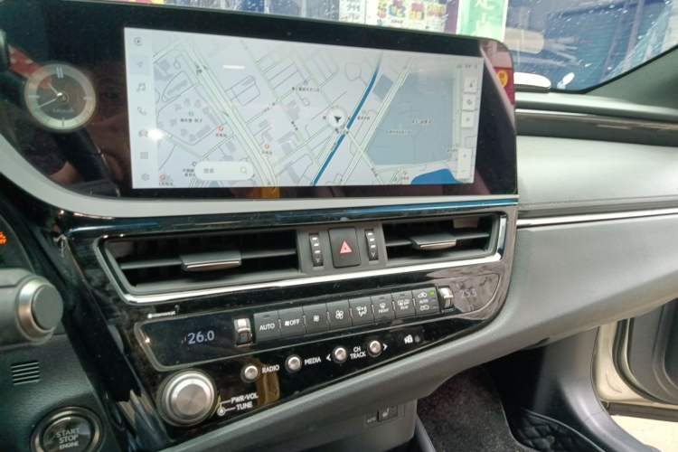 Used Lexus ES 2022 200 Excellence Edition Audio And AC Panel