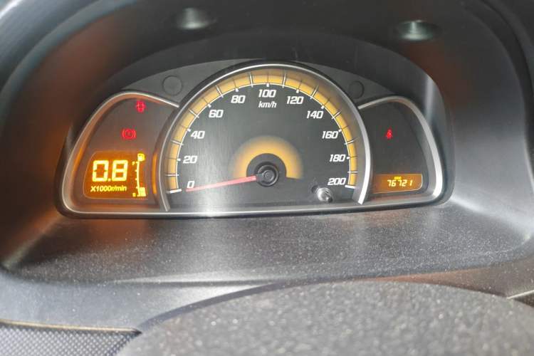 Used Chevrolet Sail 2013 Sedan 1.2L Manual Fashionable Happiness Edition
