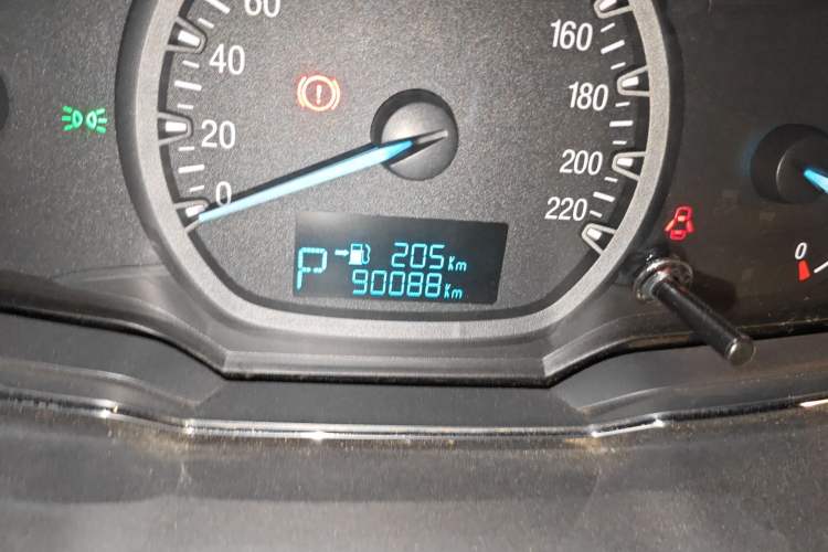 Used Ford Escort 2017 Happiness Edition 1.5L Automatic Fashion Version Odometer Close Up