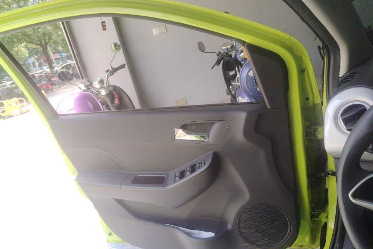 Used JMEV Xiao Qilin 2022 Heart-Pounding Edition