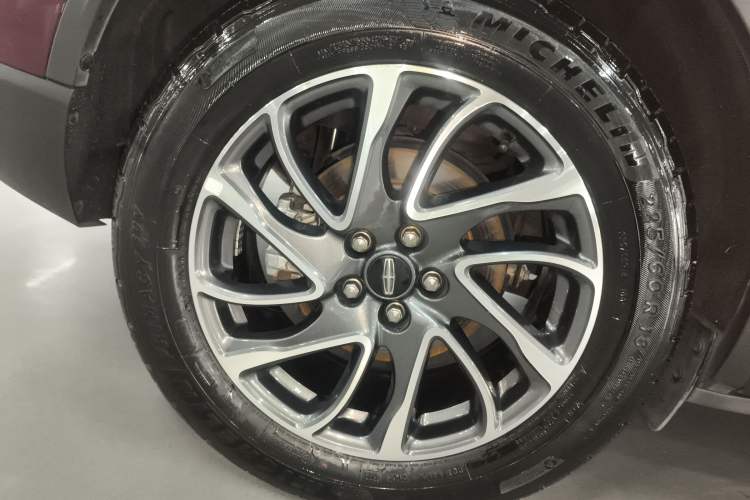 Used Lincoln Corsair 2022 2.0T Two-Wheel Drive Deluxe Edition