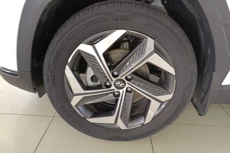 Used Hyundai Tucson 2023 Tucson L 1.5T Automatic Two-Wheel Drive LUX Prestige Edition
