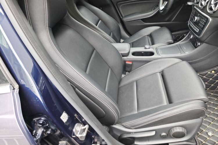 Used Mercedes-Benz GLA 2018 GLA 200 Fashion Model
