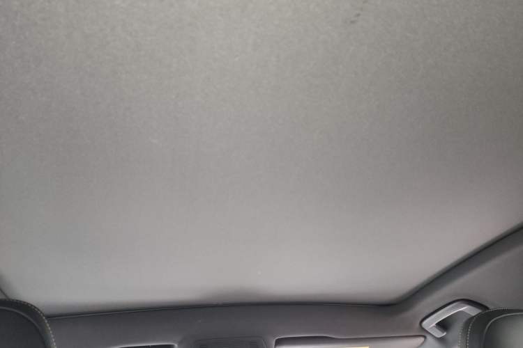 Used Volkswagen ID.UNYX 2024 Pro Long-Range Version
