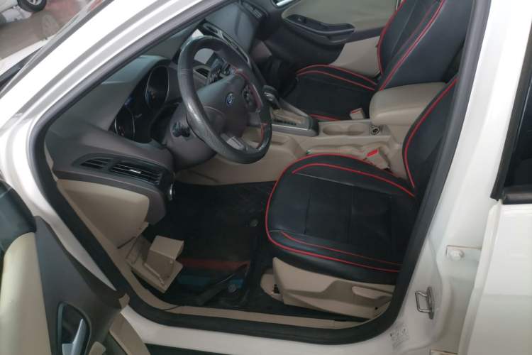 Used Ford Focus 2012 Sedan 1.6L Automatic Comfort Model