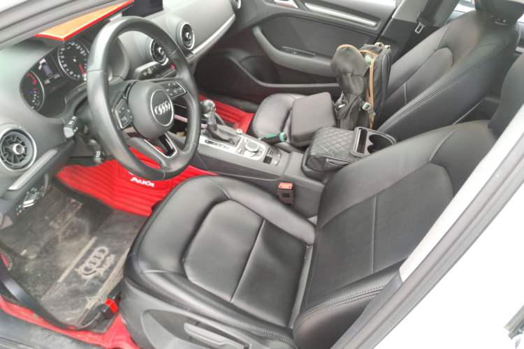 Used Audi A3 2020 Restyled Sportback 35 TFSI Entry-Level China VI Emission Standard Left Front Seat