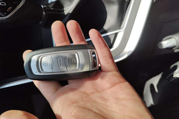 Used Geely Auto Vision X3 2019 Upgraded Model 1.5L CVT Elite Version