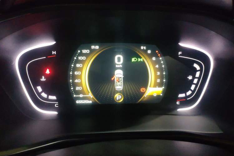 Used Geely Auto Coolray 2019 Sport Model 260T DCT Patrol China V Standard