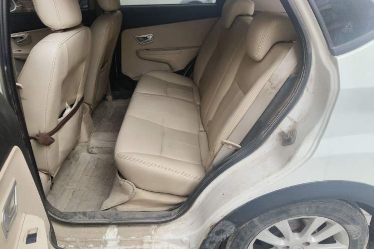 Used Chery Fengyun 2 2013 Hatchback 1.5L Manual Ruiyi Edition Left Rear Seat