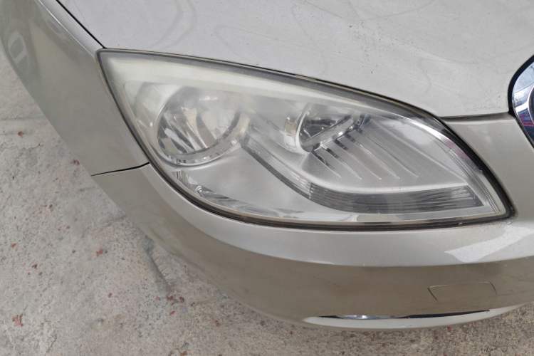 Used Buick GT 2013 GT 1.6L Automatic Fashion Edition Right Front Headlight
