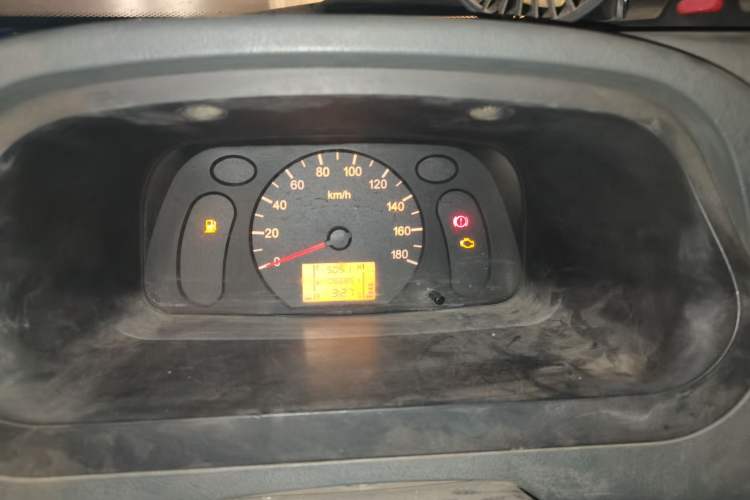 Used Wuling Zhiguang 2010 1.0L New Version Practical Short-Body L2Y