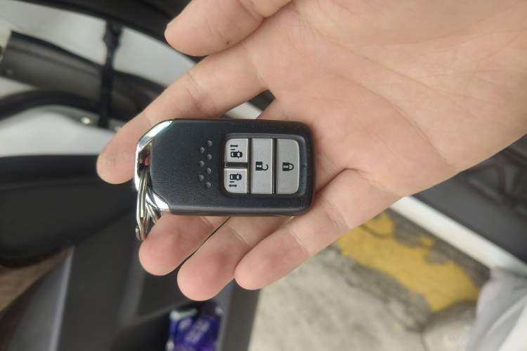 Used Honda Odyssey 2017 2.4L Smart Edition Vehicle Key