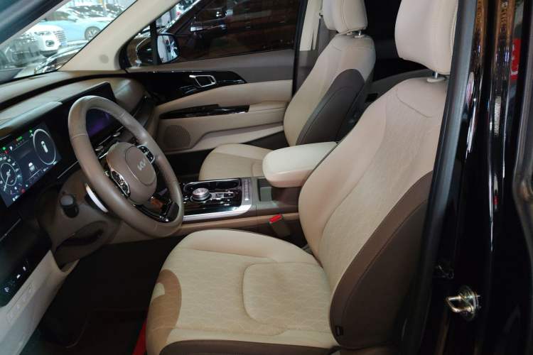 Used Kia Carnival 2021 2.0T Luxury Tech Edition