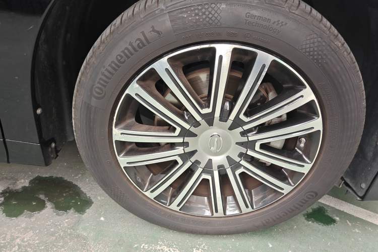 Used GAC Trumpchi M8 2021 Lingxiu Series 390T Deluxe Edition Right Front Wheel Hub