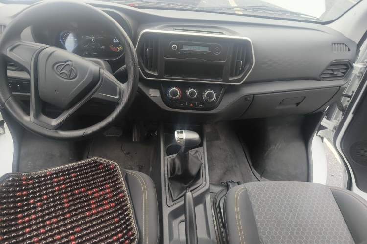 Used CHANGAN KAICHENG Ruixing EM80 2023 Side-Hinged 6-Seater Comfort Version 38.7 kWh Center Console