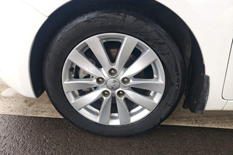 Used Kia K3 2015 1.6L Automatic GL Exterior 4