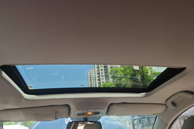 Used Bestune B70 2011 2.0L Automatic Fashion Version