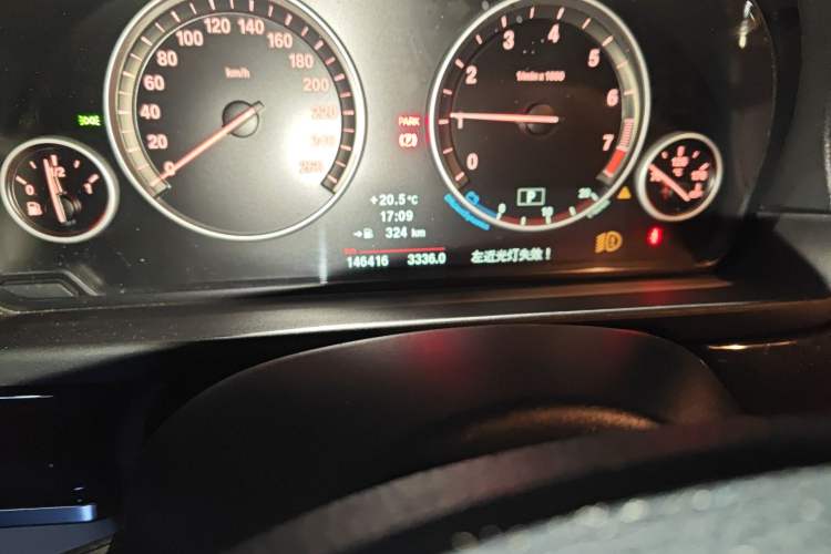 Used BMW 5 Series 2011 523Li Leading Model Odometer Close Up