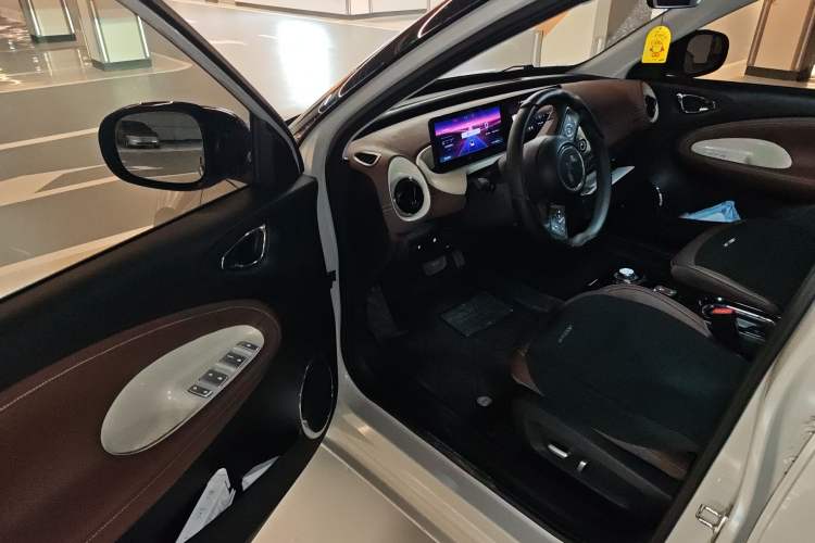 Used Wuling Bingo 2023 410 km Lingxi Deluxe Edition