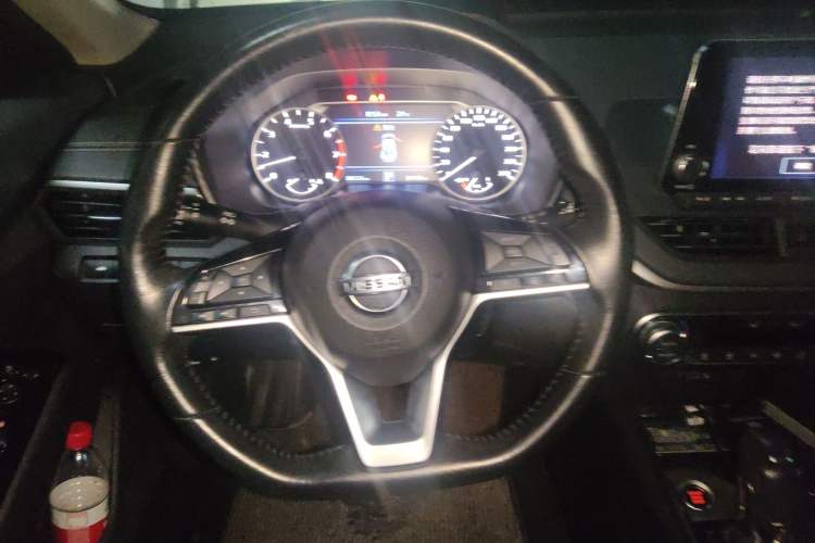 Used Nissan Teana 2019 2.0L XL Upper SmartDrive Version
