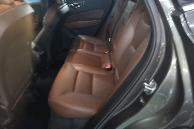 Used Volvo XC60 2021 T5 4x4 Smart Luxury Edition
