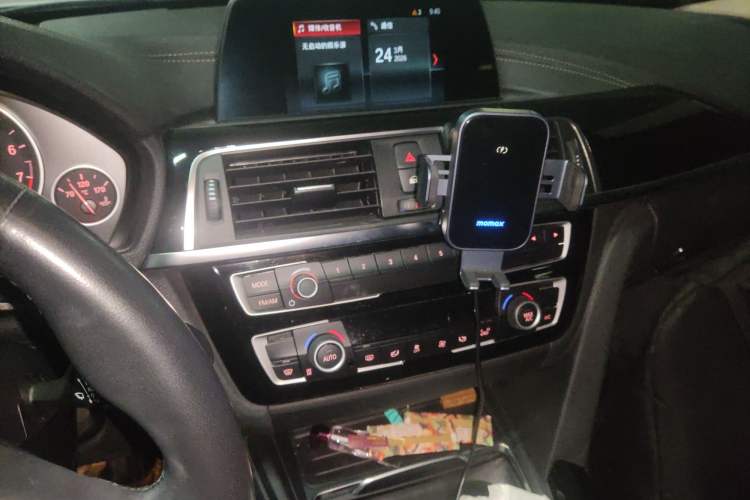 Used BMW 3 Series 2018 320Li Fashion Model Audio And AC Panel